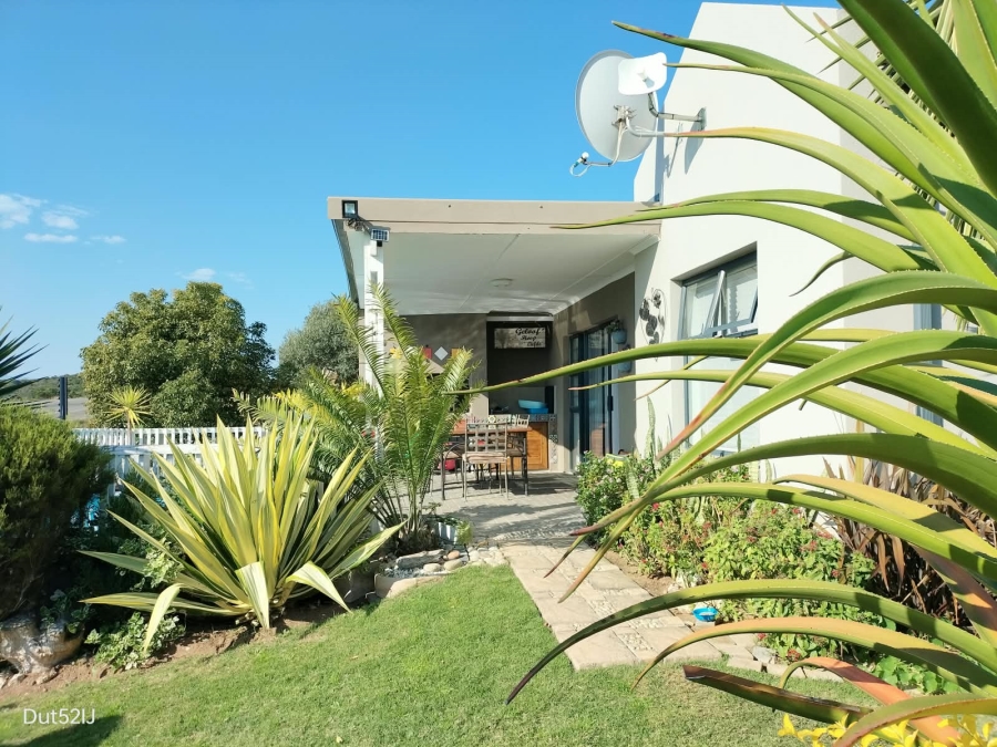 2 Bedroom Property for Sale in Reebok Western Cape